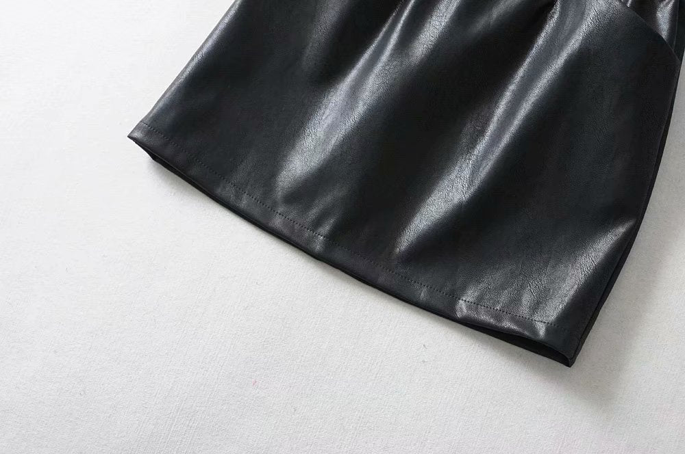 Casually Dating Large Pocket Leather Skirt