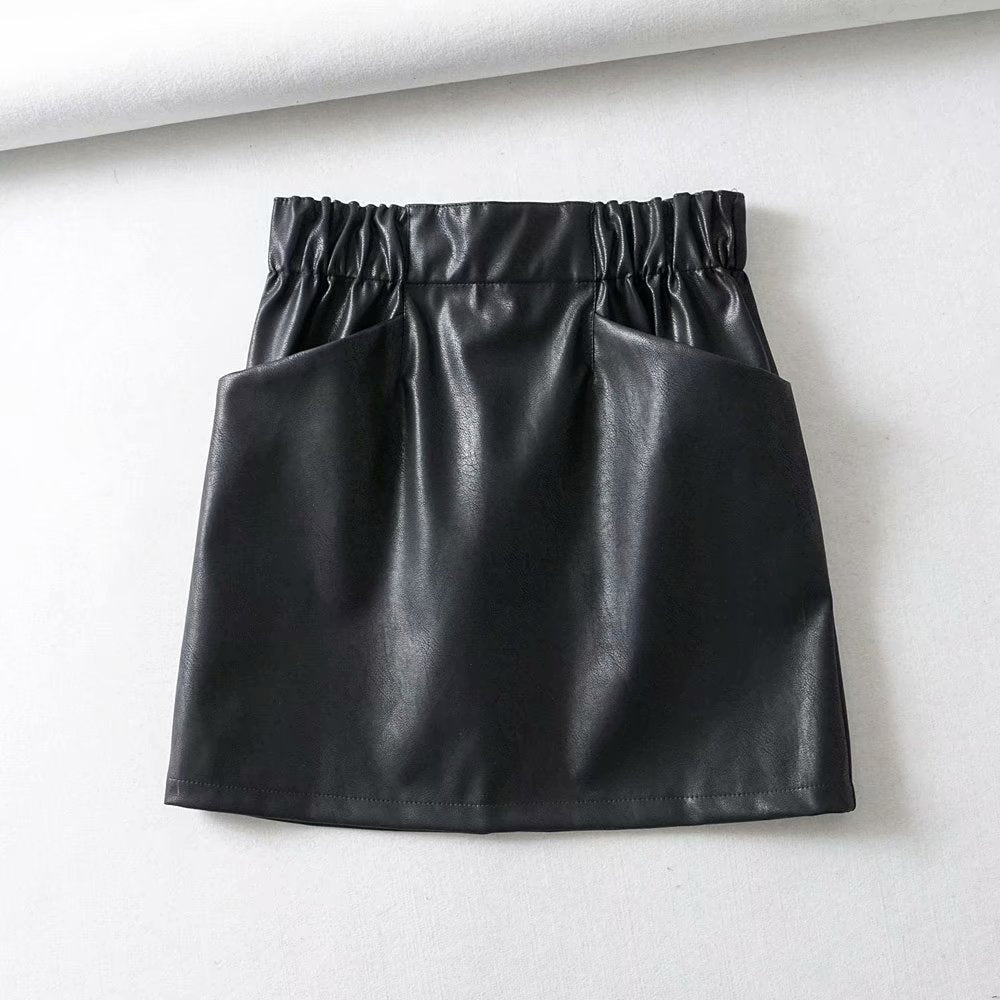 Casually Dating Large Pocket Leather Skirt