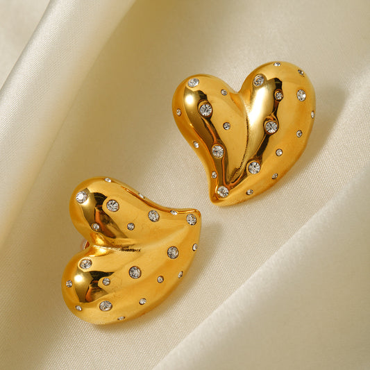 18K Gold White Diamond Love Heart Earrings